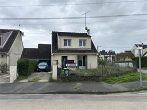 maison-villa à la vente -   02310  CHARLY-SUR-MARNE, surface 110 m2 vente maison-villa - APR674034